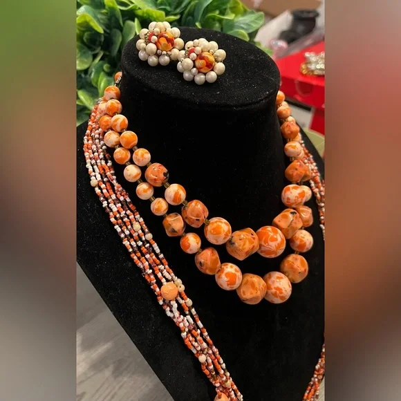 VINTAGE 3 PIECE SET W/SENSATIONAL COLOR AND A PERFECT BLEND OF GORGEOUSNESS!! - Picture 6 of 15